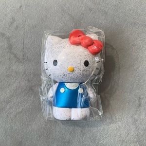 SANRIO Hello Kitty Sparkle Vinyl Figure